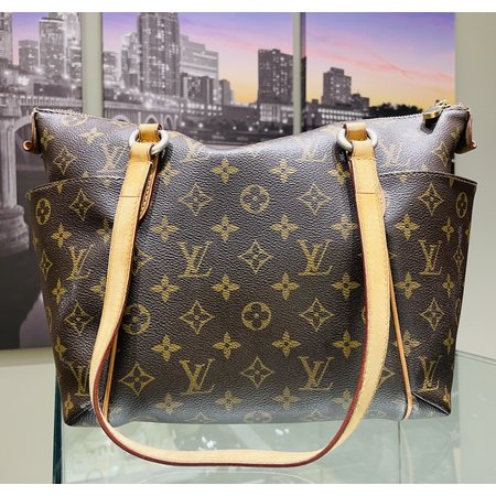 Handbag Louis Vuitton Totally PM Monogram 122100154