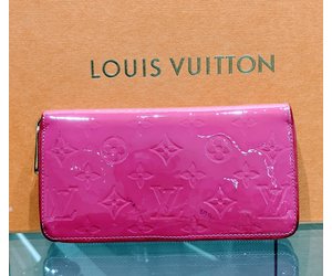 Louis Vuitton 2012 LV Monogram Coin Pouch - Pink Wallets, Accessories -  LOU782275