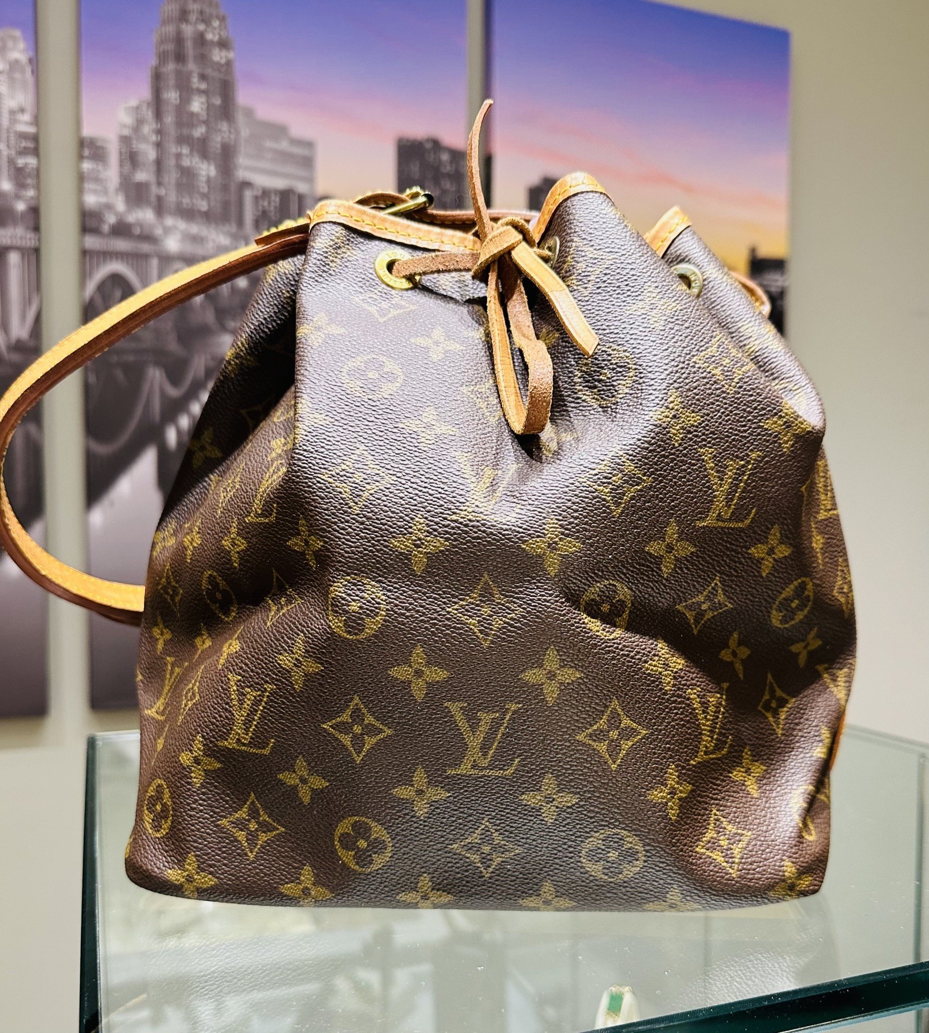 Handbag Louis Vuitton Noe Monogram - Estate Jewelry