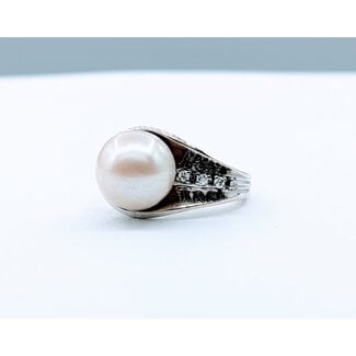 Ring .04ctw Round Diamonds 11mm Pearl 14kw Sz5.5 222110109