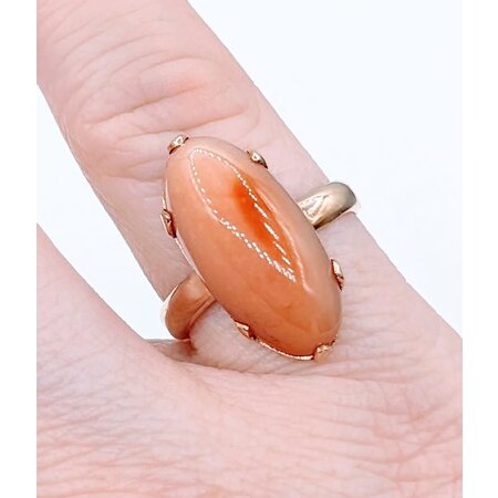 Ring Vintage 20x9mm Coral 14ky Sz6 223040096