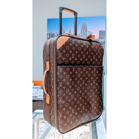 Handbag Louis Vuitton Pegase 55 Rolling Luggage Monogram 123050038