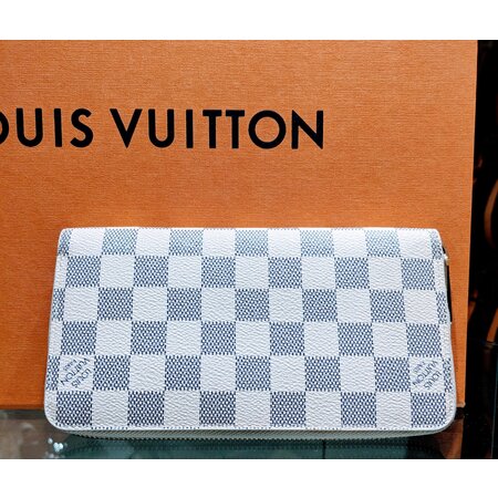 Handbag Louis Vuitton Zippy Azur Damier 123050028