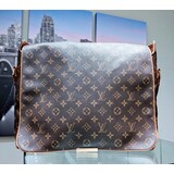  Handbag Louis Vuitton Abbess M45257 Messanger 123050054