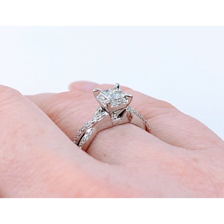 Ring Engagement .50ctw Round/Princess Diamonds 10kw Sz7.5 223040029