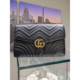  Handbag Gucci Marmont Pouch Black Leather 123070117