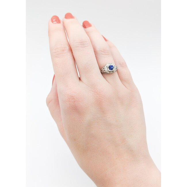 Ring Antique .36ct Sapphire 18kw Sz5 123060151