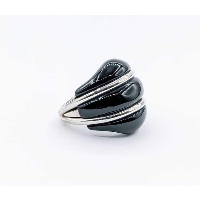 Ring Onyx Dome 14kw sz 7.5 220020044