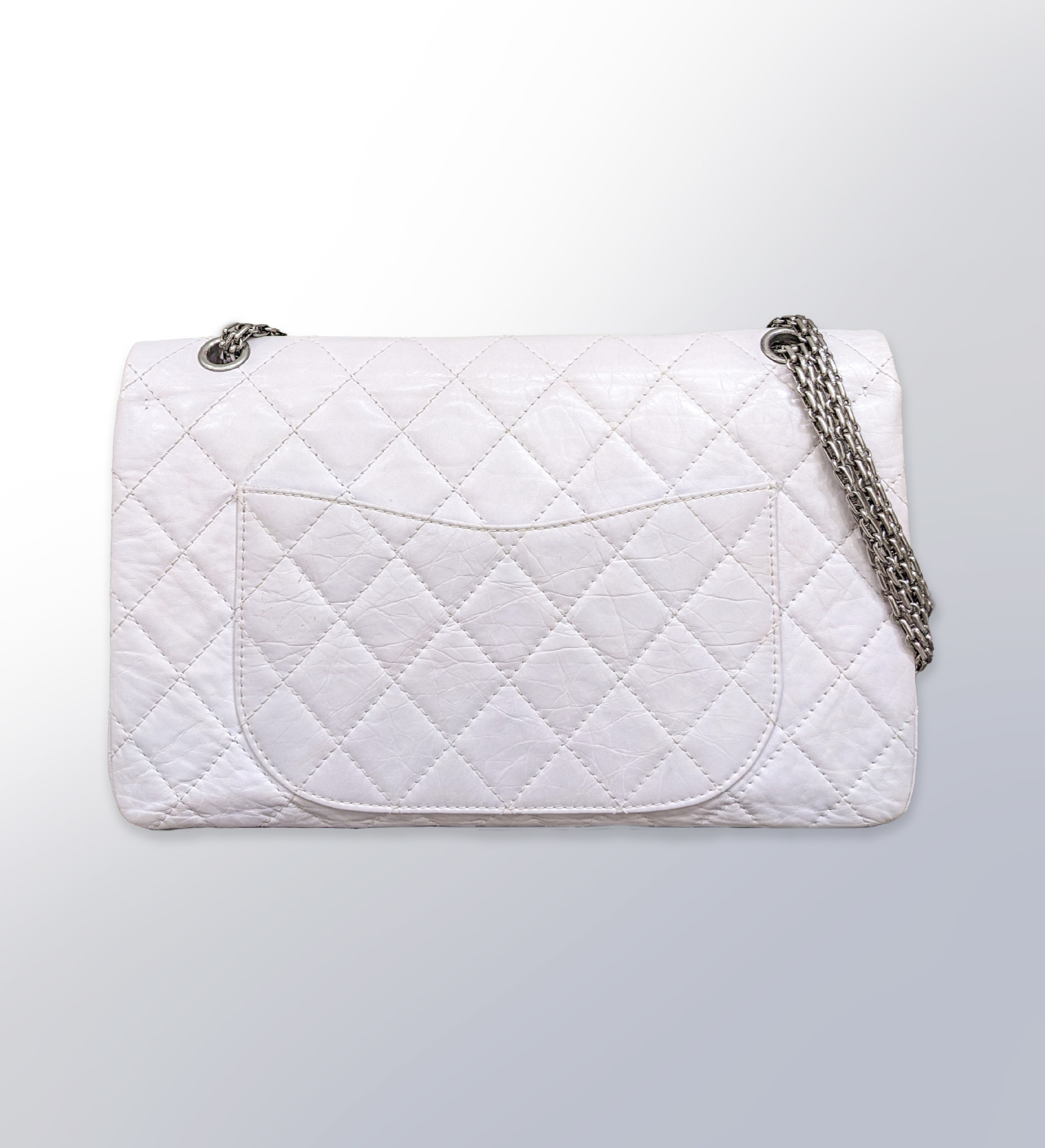 Handbag Chanel 2005 Calfskin 2.55 White Quilted 223060062