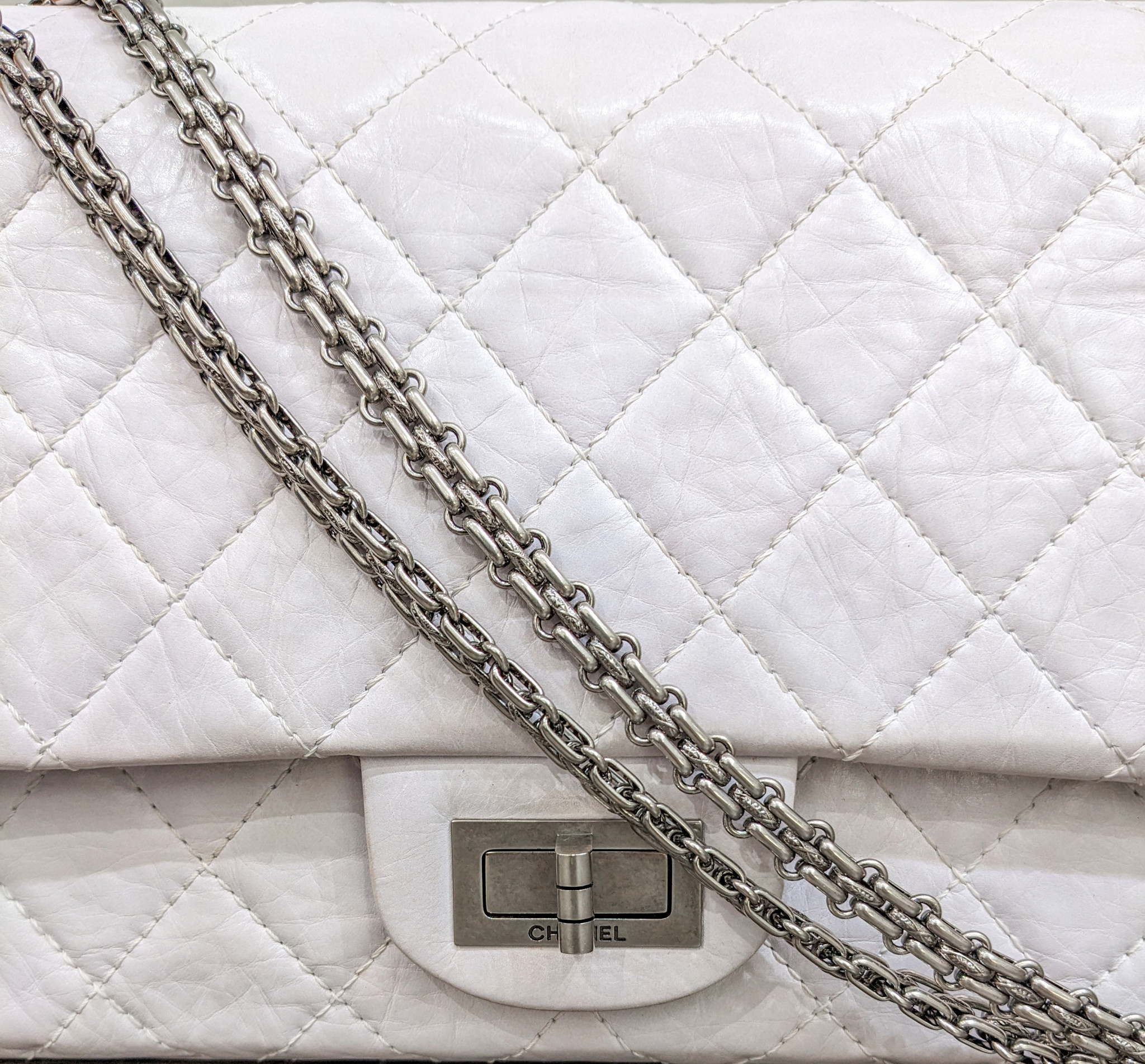 Handbag Chanel 2005 Calfskin Double Flap White 223060062