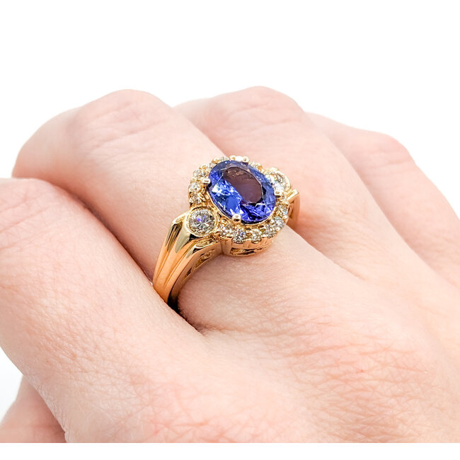 Ring .53ctw Round Diamonds 1.76ct Tanzanite 14ky Sz6.75 223030022