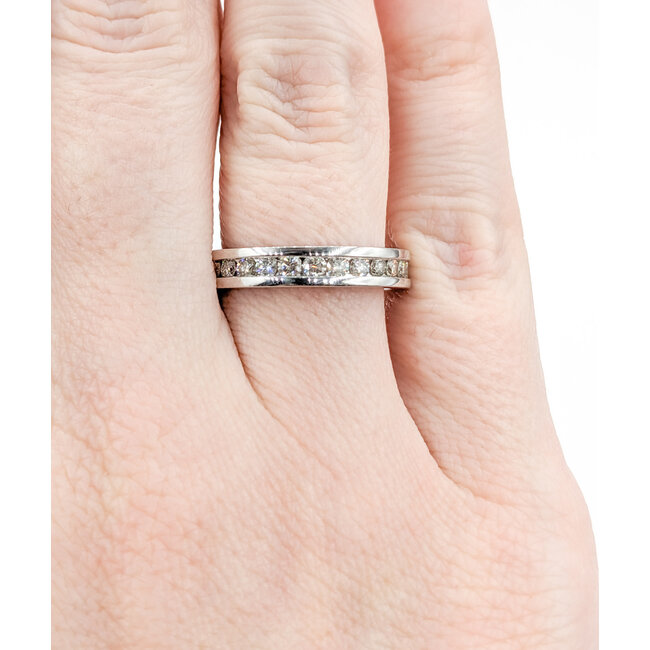 Ring .50ctw Channel Diamonds 14kw Sz5.75 223090003