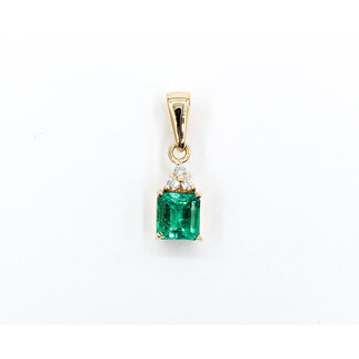 Pendant .06ctw Diamonds 1.32ct Colombian Emerald 18ky 21x7mm 223080061