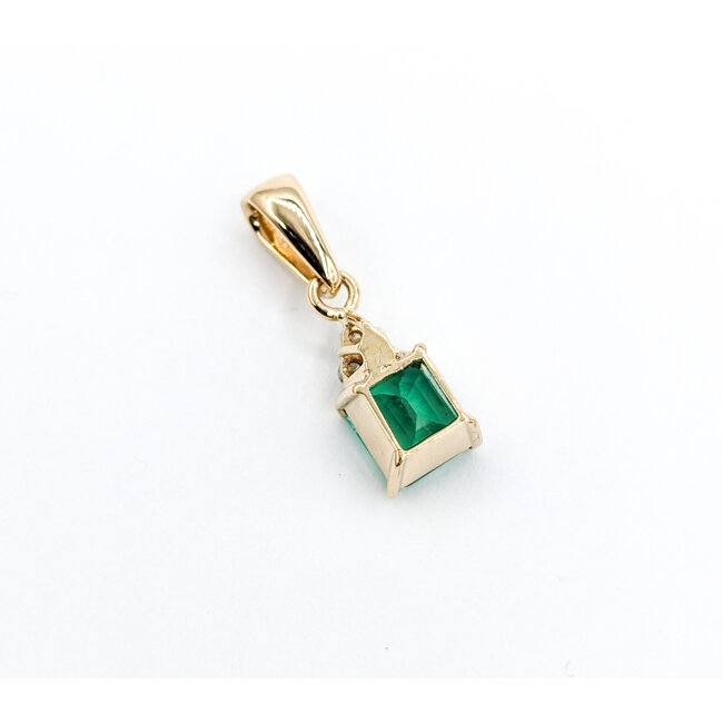 Pendant .06ctw Diamonds 1.32ct Colombian Emerald 18ky 21x7mm 223080061