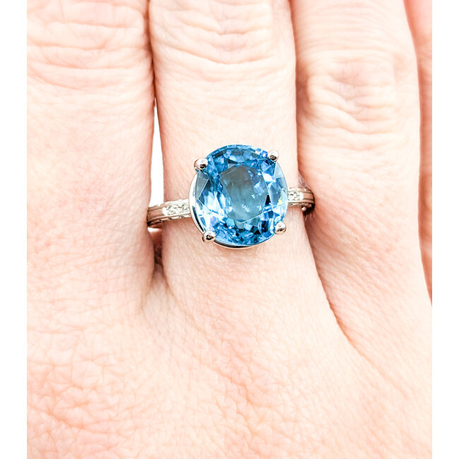 Ring .01ct Round Diamond 6.3ct Blue Zircon 18kw Sz7 223100052