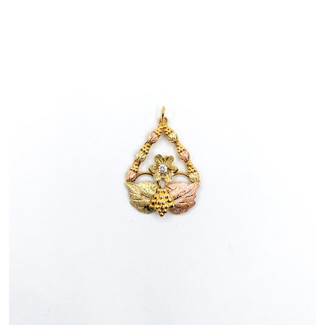 Pendant BHG .06ctw Round Diamond 10kbhg 31x21mm 223100146