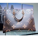  Handbag Louis Vuitton Onthego GM Monogram 123110057