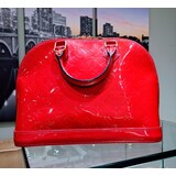  Handbag Louis Vuitton Alma Vernis Red PM 123110065