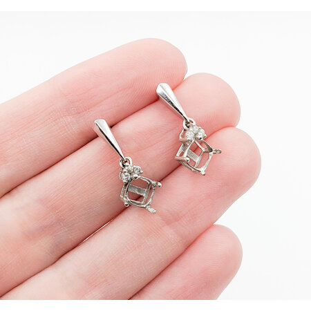 Earrings .10ctw Diamond 10kw 20x8mm 120090309