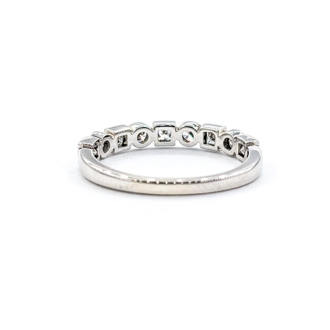 Ring .75ctw Round/Princess Diamonds 14kw Sz7 223110091