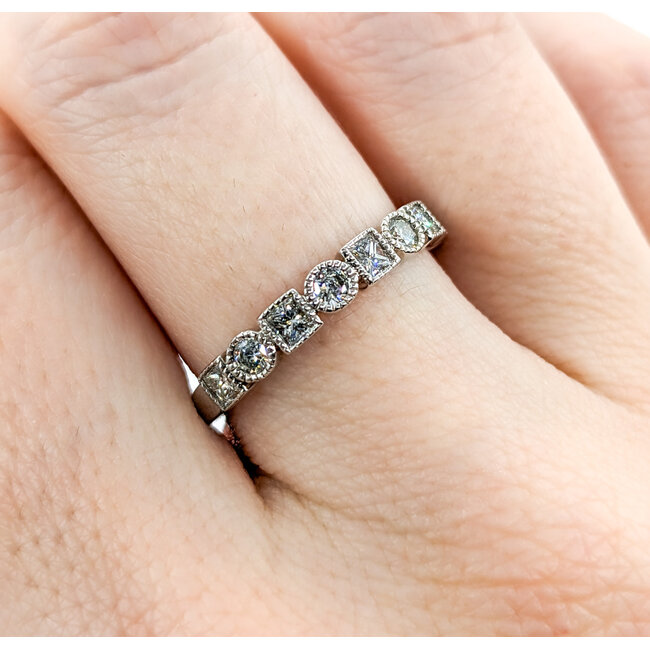 Ring .75ctw Round/Princess Diamonds 14kw Sz7 223110091