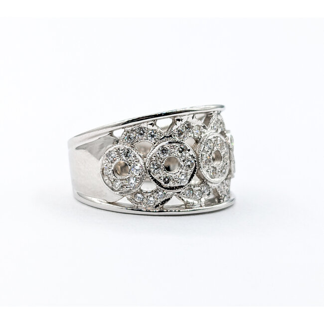 Ring Chimento .54ctw Round Diamonds 18kw Sz6.75 223110104