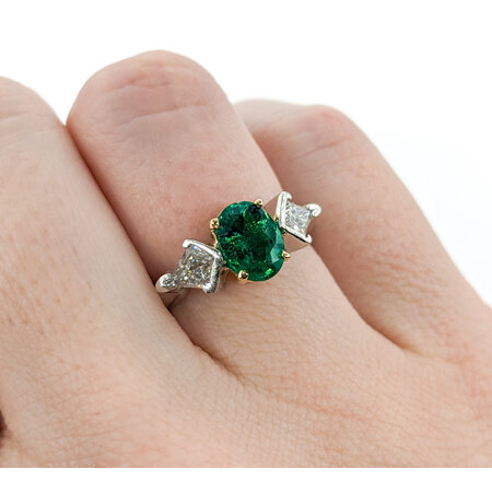 Ring .47ctw Kite Diamonds Emerald 18ky/Platinum Sz5.5 223110002