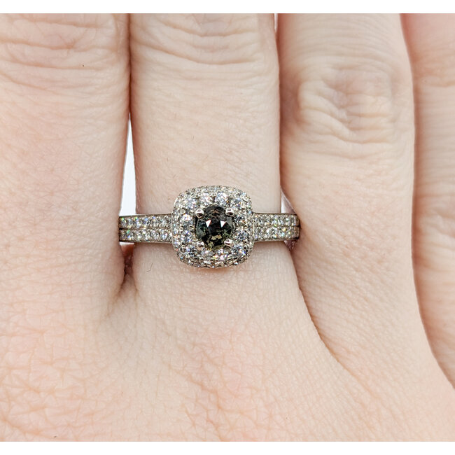 Ring .42ctw Diamonds .37ct Alexandrite 14kw Sz7 123040012