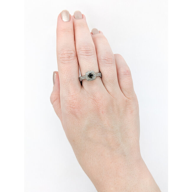 Ring .42ctw Diamonds .37ct Alexandrite 14kw Sz7 123040012