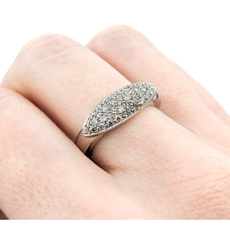 Ring .25ctw Pave Diamonds 14kw Sz6.5 223110101
