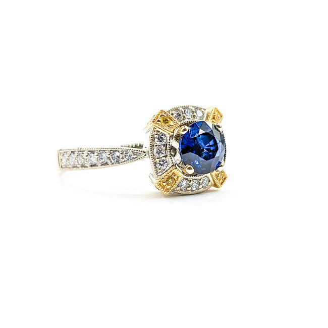Ring .32ctw Round Diamonds .89ct Sapphire 18ktt Sz7 223030037