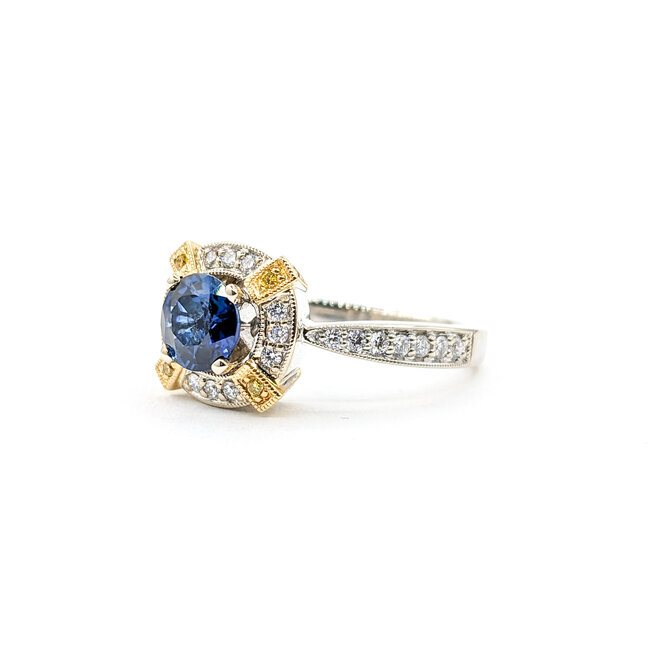 Ring .32ctw Round Diamonds .89ct Sapphire 18ktt Sz7 223030037