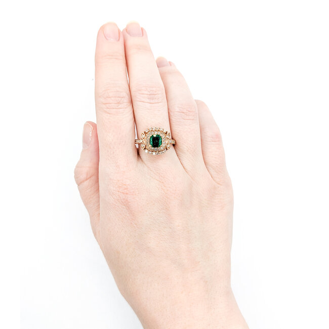 Ring .61ctw Round Diamonds .63ct Emerald 14kr Sz7 223030036