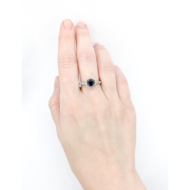 Ring .84ctw Diamonds 1.10ct Sapphire 14kw Sz7 123040043