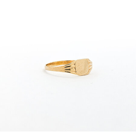 Ring Mid-Century Signet Childs 10ky sz0 224010776