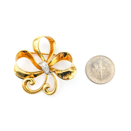Pendant .10ctw Round Bow Pendant 1.3x1.3 18ky 224011752