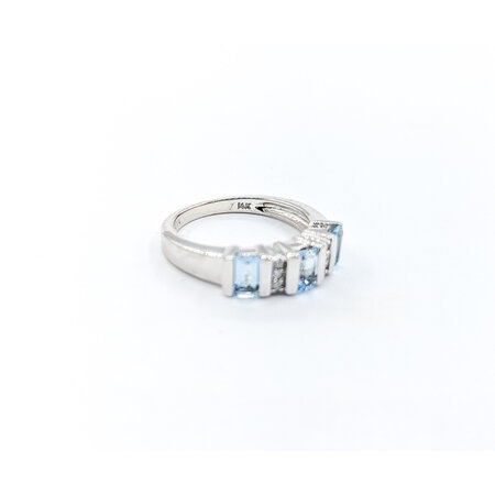 Ring Half Bezel Set .04ctw Round Diamonds 1.00ctw Aquamarine 14kw sz7 124010167