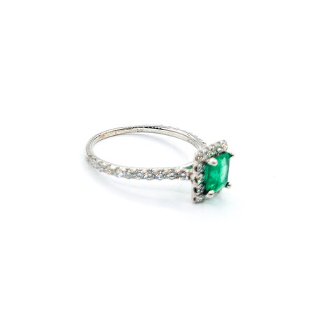 Ring .40ctw Diamonds 18kw .67ct Colombian Emerald Sz6.5 123110009