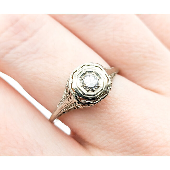 Ring Antique .20ct Round Diamond 18kw Sz7.5 222110011