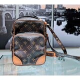  Handbag Louis Vuitton Amazone Monogram M45236 123100015