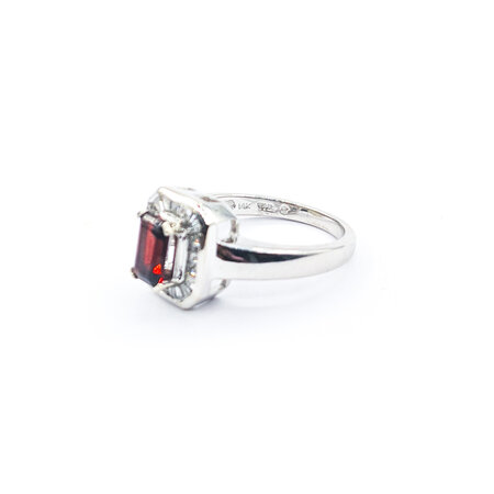 Ring .50ctw Baguette Diamonds 1.15ct Garnet 14kw sz7 124020185