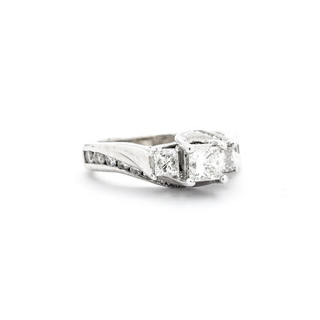 Ring 3-Diamond .65ctw Princess & Round Diamonds 14kw Sz6 223020078