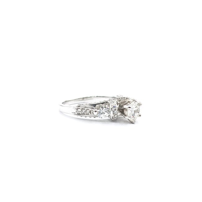 Ring .49ct Center Diamond (1.25ctw Diamonds) 14kw Sz5.75 123120111