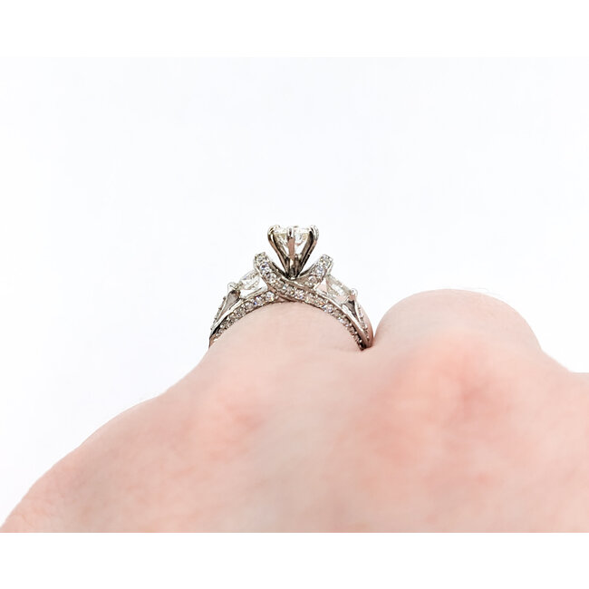 Ring .49ct Center Diamond (1.25ctw Diamonds) 14kw Sz5.75 123120111