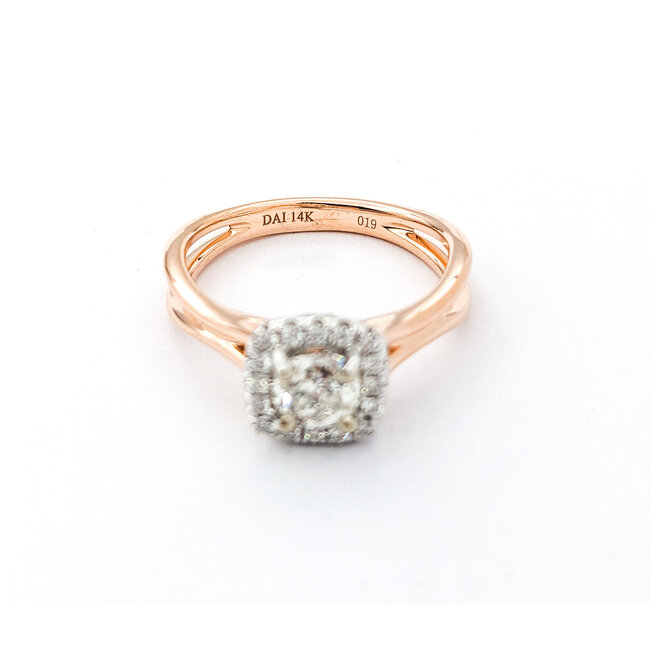 Ring Halo .65ctw Round Diamonds    14kr sz6.25 124030302