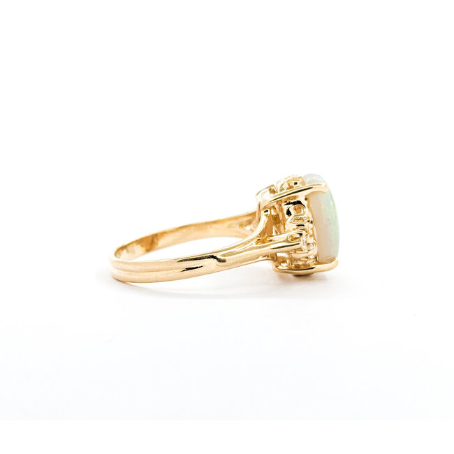 Ring Vintage .16ctw Round Diamonds 2.27ct Australian Opal 14ky sz7 124020150