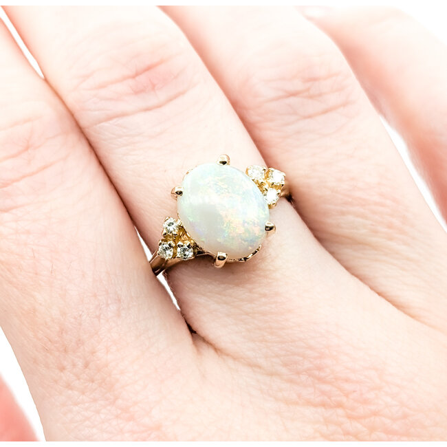 Ring Vintage .16ctw Round Diamonds 2.27ct Australian Opal 14ky sz7 124020150
