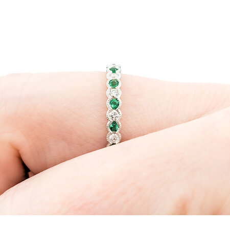 Ring .32ctw Round Diamonds .37ctw Green Emerald 14kw sz7 124040151