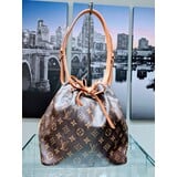 Handbag Louis Vuitton Petit Noe Monogram 124045011