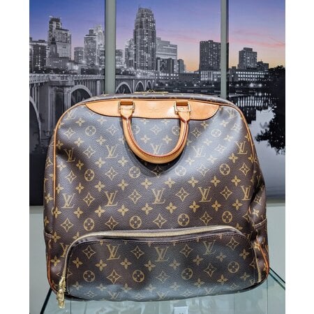Handbag Louis Vuitton Evasion Monogram M41443 124045022